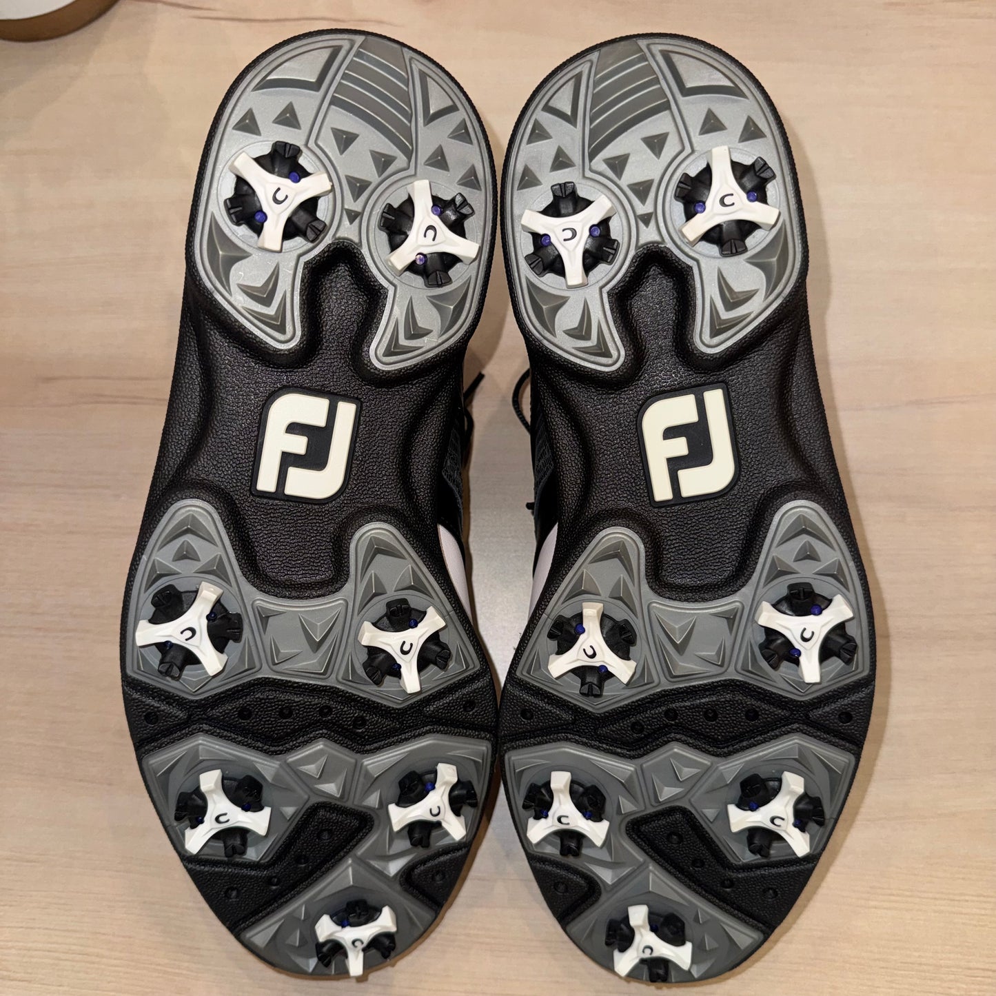 Footjoy Golf Shoes (Preloved)