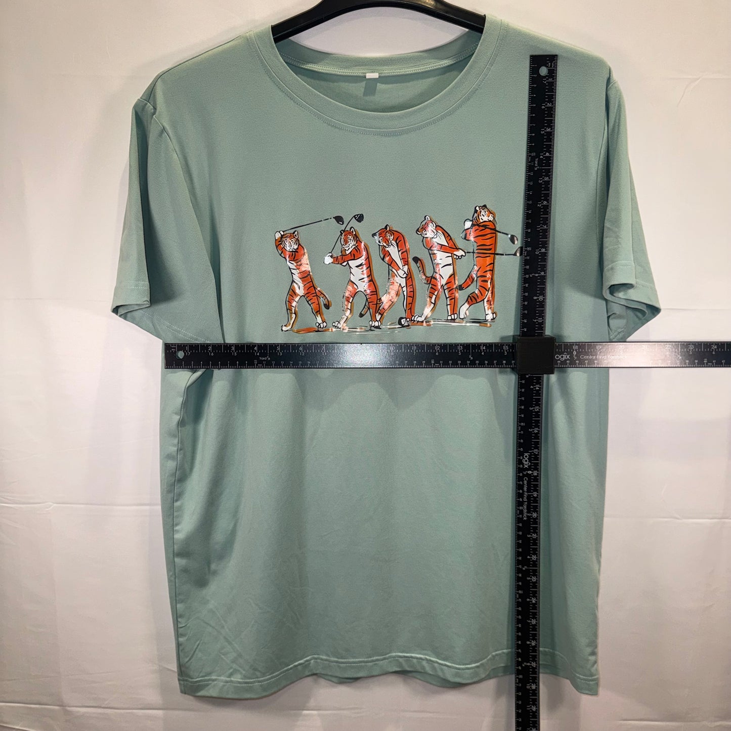 Vintage Tiger Swing T-Shirt (Vintage) (Preloved)