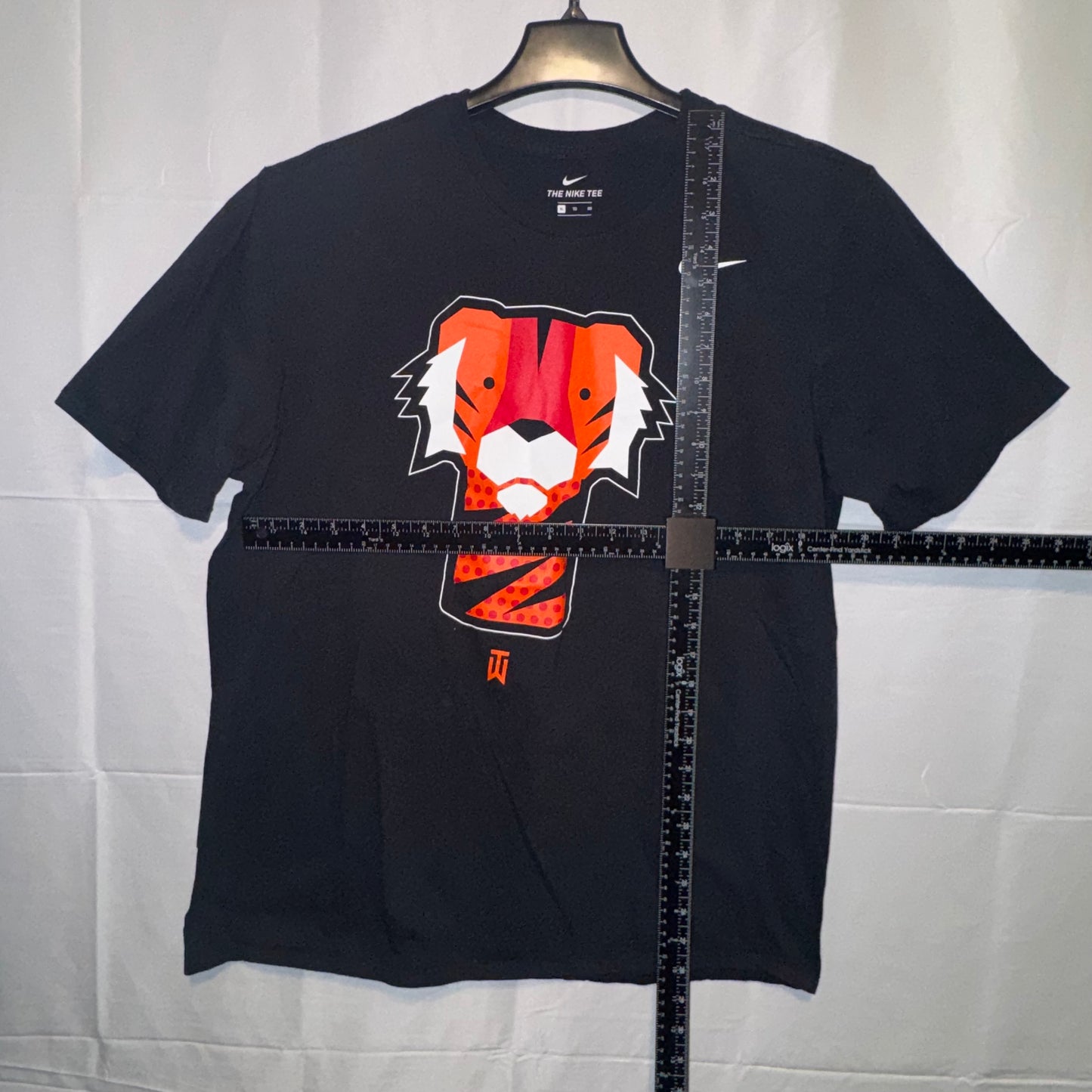 Nike Tiger Woods Golf Club Head Cover T-Shirt (Preloved)