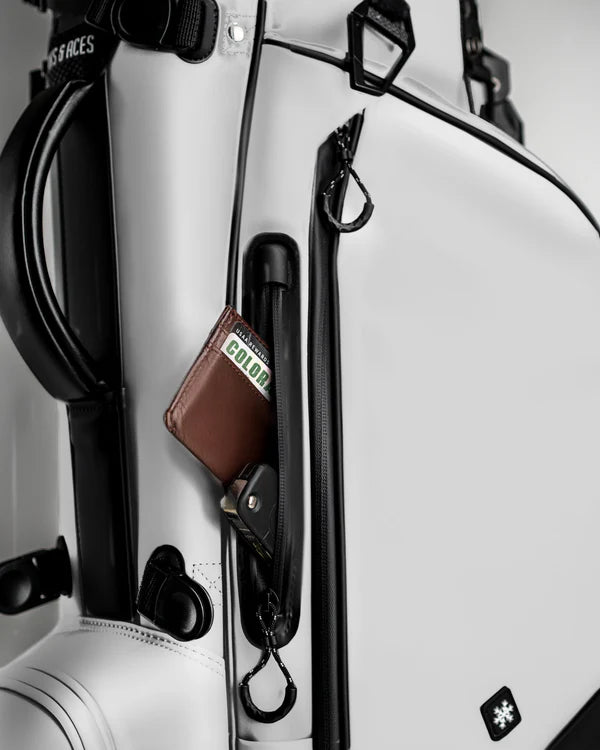 Pins & Aces - PLAYER PREFERRED™ GOLF BAG - DOMINO (New)