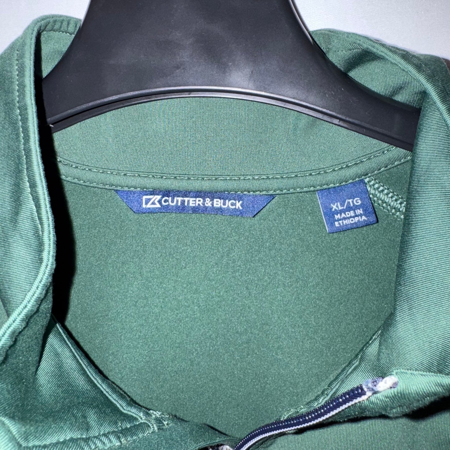 Cutter & Buck Grand Falls 1/4 Zip Pullover (Preloved)