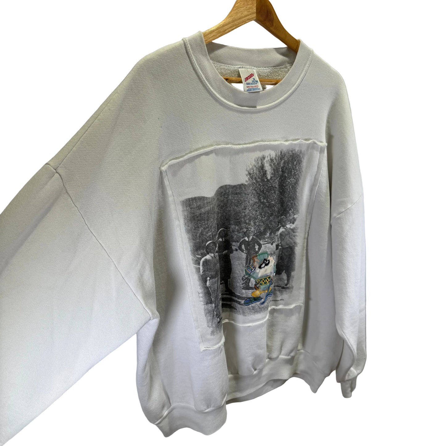 Warner Bros Tasmanian Devil Golfer Crewneck (Vintage) (Preloved)