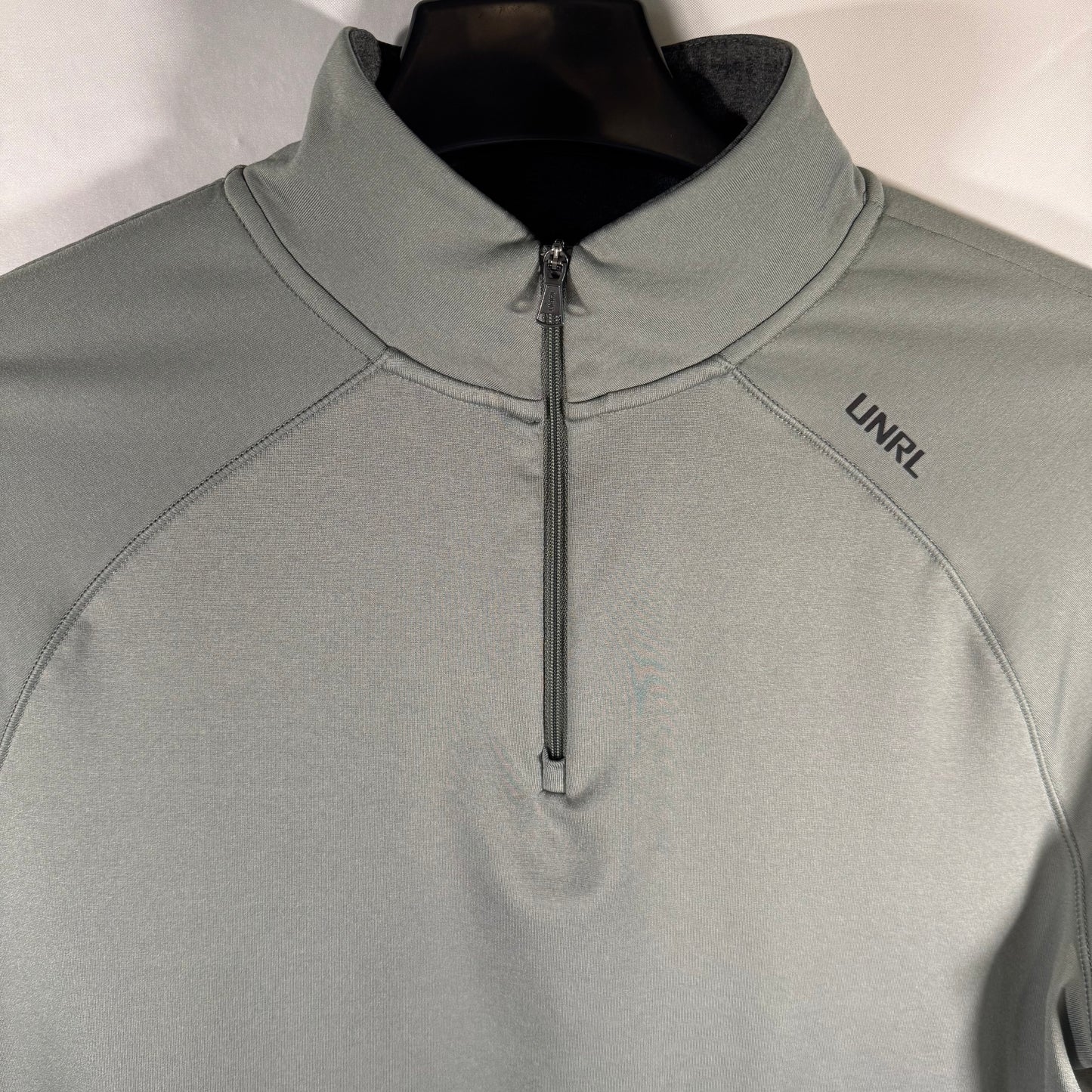 UNRL Interlock 1/4 Zip Pullover (Preloved)