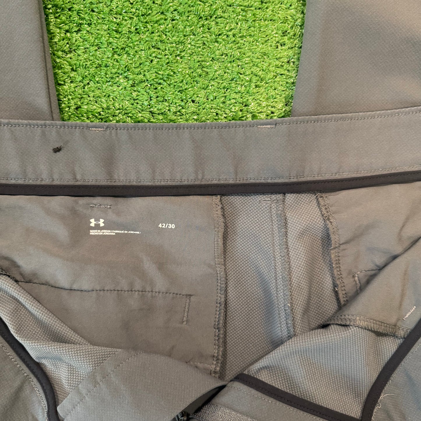 Under Armour Golf Pants (Preloved)