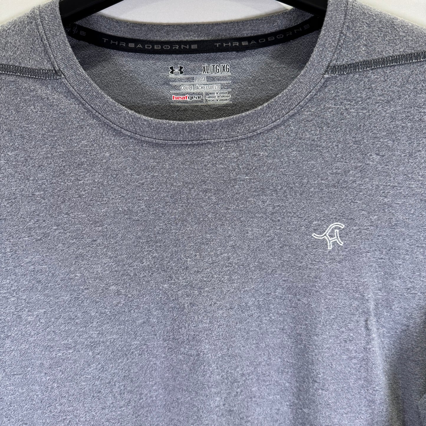 Under Armour Sand Hills Golf Club T-Shirt (Preloved)