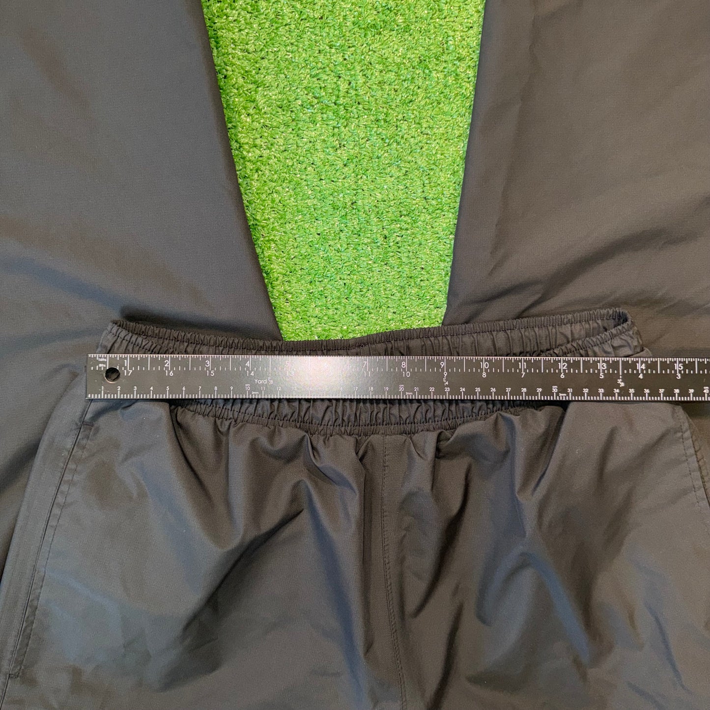 Nike Golf Storm FIT Waterproof Rain Pants (Preloved)