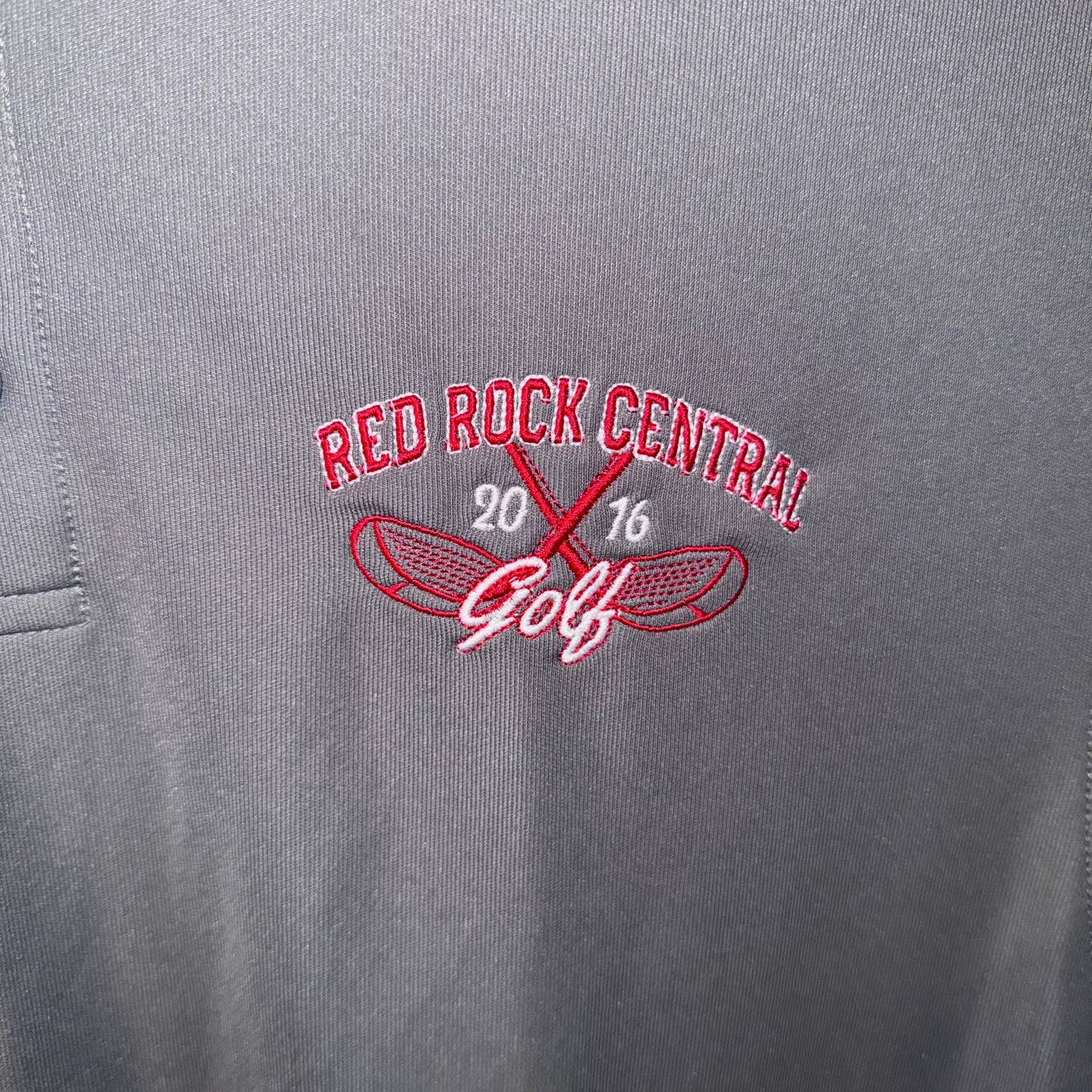 Under Armour Red Rock Central Golf Club 2016 Polo (Preloved)